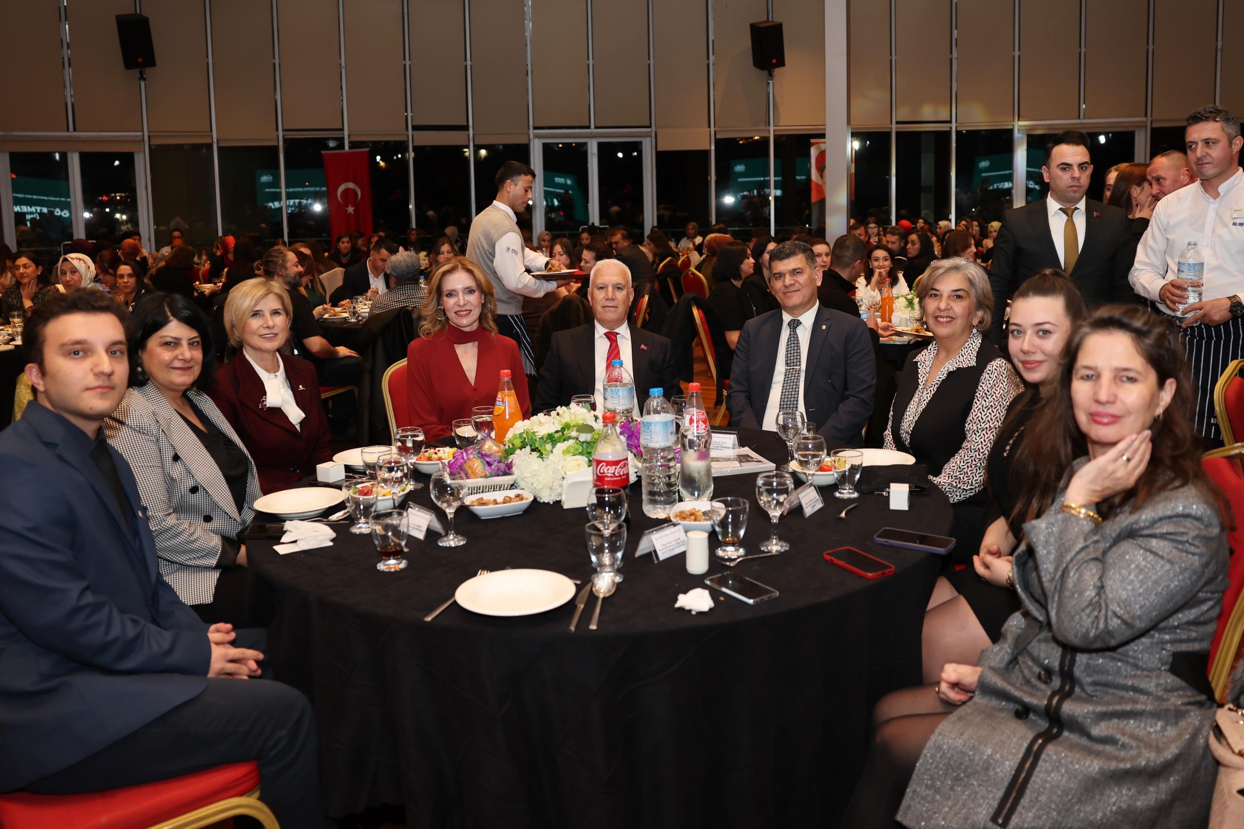 Başkan Bozbey: Hepimizin hayatında bir öğretmenin izi vardır