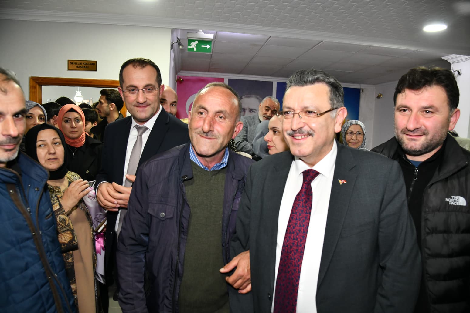 Genç: Türkiye’nin içinden geçtiği süreçte güçlü bir liderle ilerliyoruz