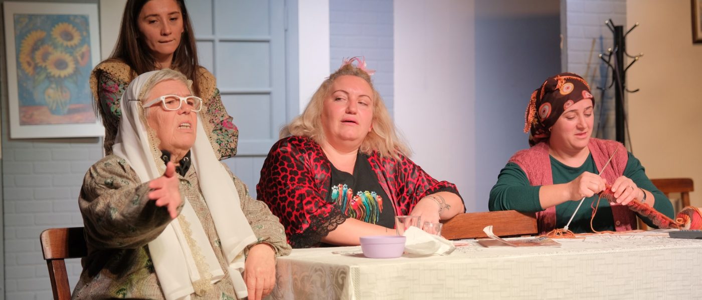 İnegöl’de  “Kadın Sığınağı” oyunu sahnelendi