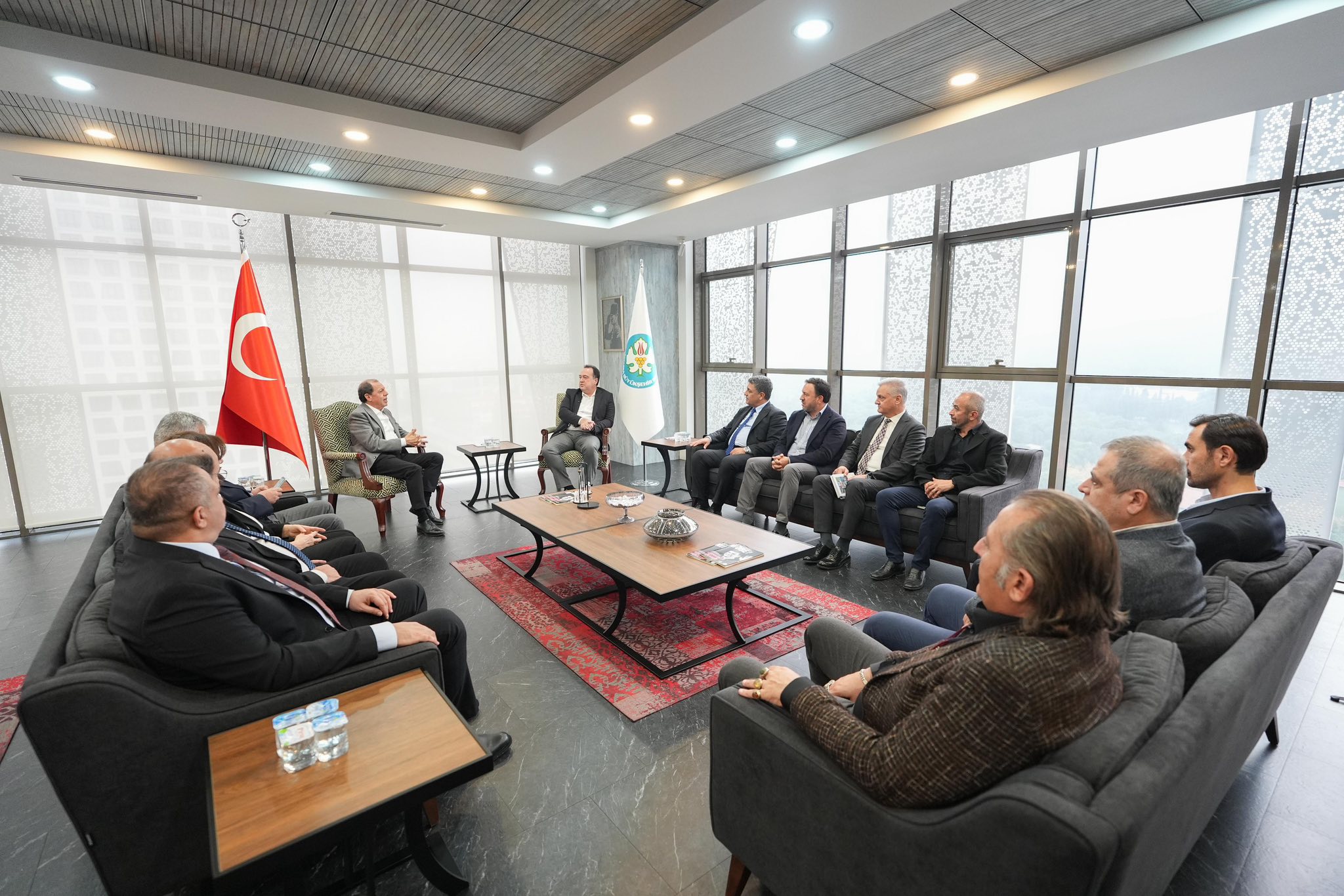Başkan Dutlulu: Muradiye’nin sorunlarını tek tek çözüyoruz