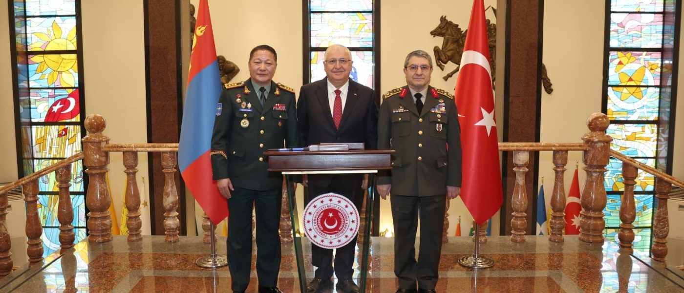 Bakan Güler, Moğolistan Genelkurmay Başkanı Sunrev’i kabul etti
