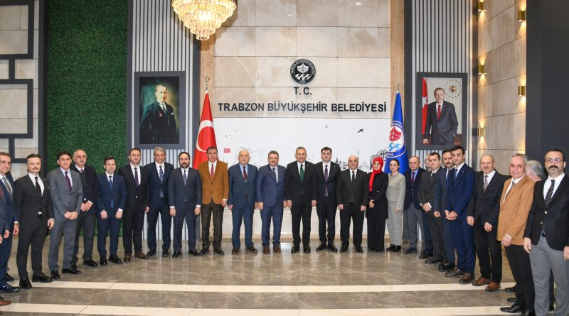 Vali Şahin’den Trabzon Büyükşehir Belediyesi'ne ziyaret