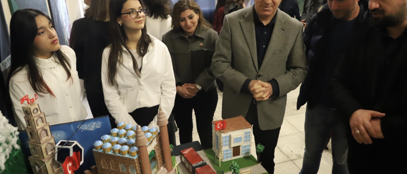 Bursa’da genç tasarımcılardan “Aura” sergisi