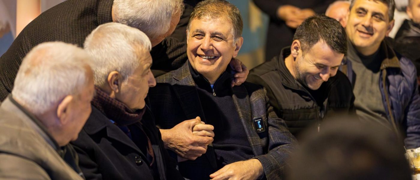 Başkan Tugay, Kemalpaşalılarla sahur sofrasında buluştu