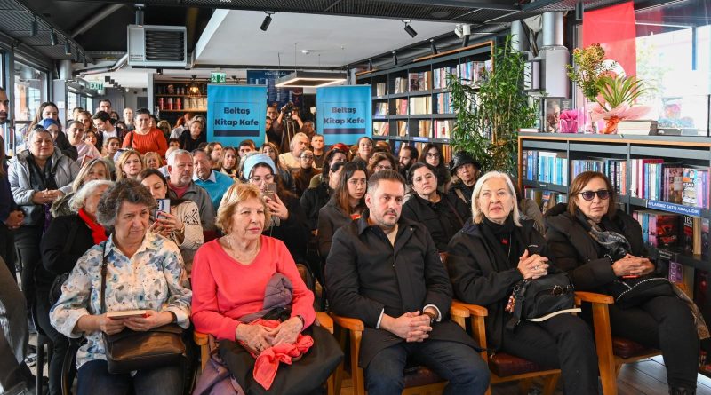Beşiktaş’ta Ayşe Kulin söyleşisi ve imza günü düzenlendi