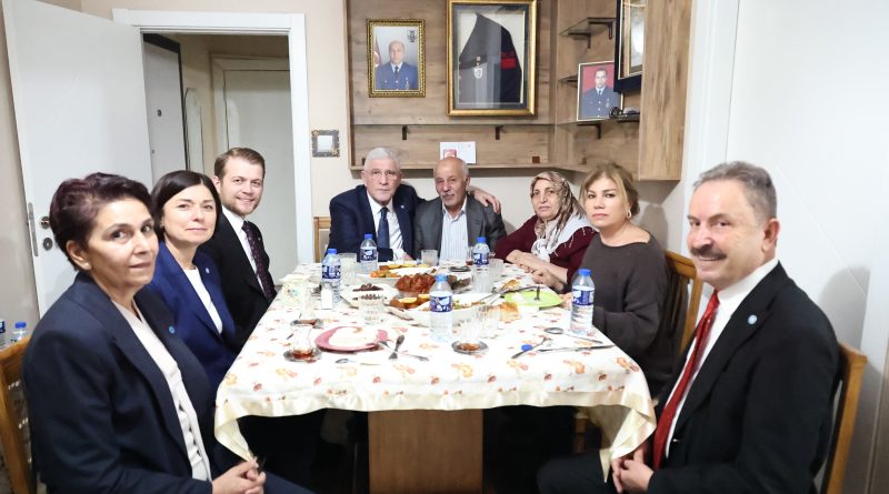 Dervişoğlu, şehit Dolapci'nin ailesiyle birlikte iftar yaptı