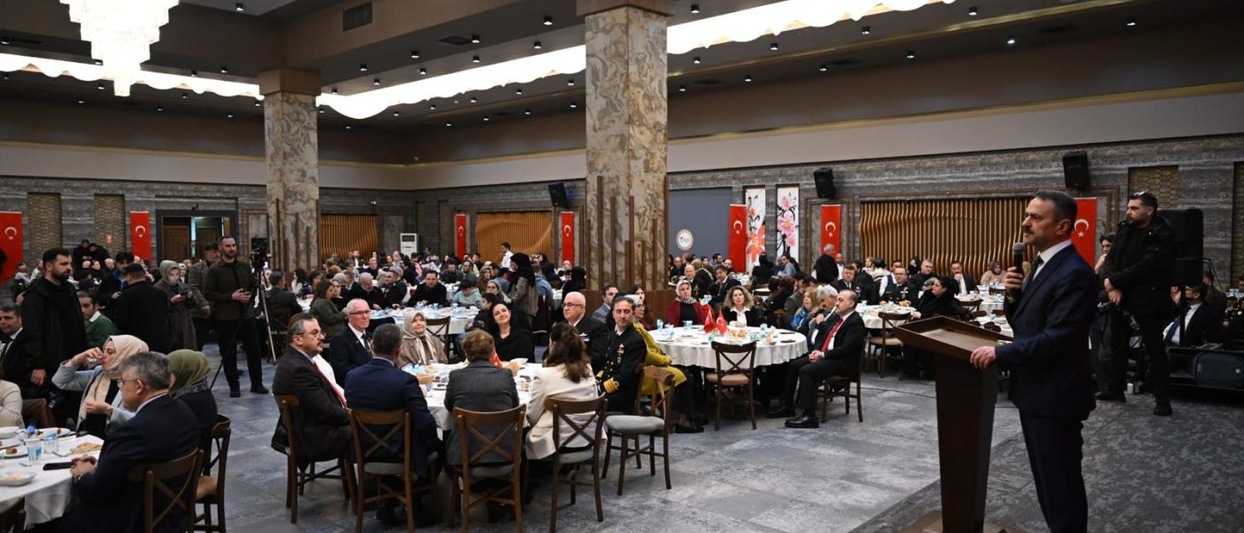 Vali Aktaş, şehit yakınları ve gazilerle iftarda bir araya geldi