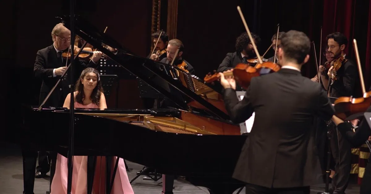 12 yaşındaki piyanist iki konserle sahnede