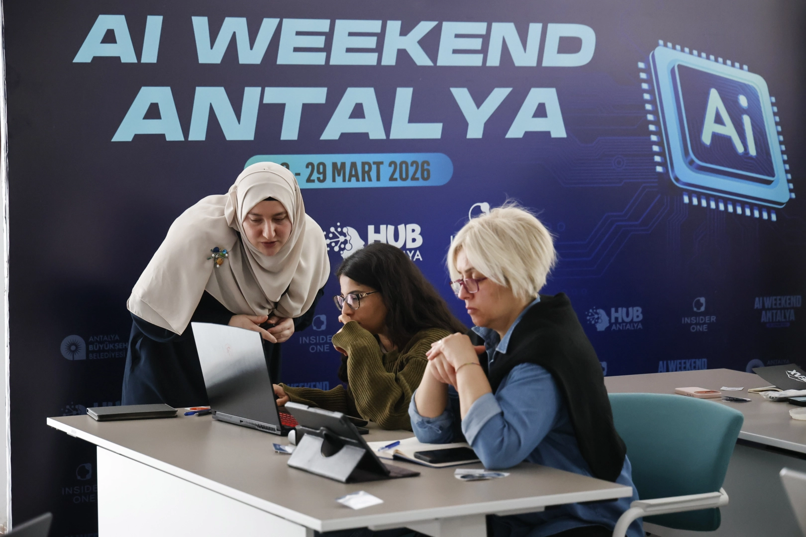 Antalya’da gençler “AI Weekend ” ile yapay zeka ile bir araya geldi