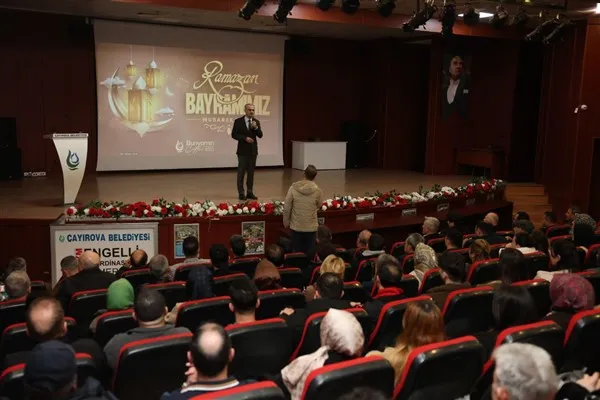 BaÅŸkan Ã‡iftÃ§i, belediye Ã§alÄ±ÅŸanlarÄ±yla bayramlaÅŸtÄ±