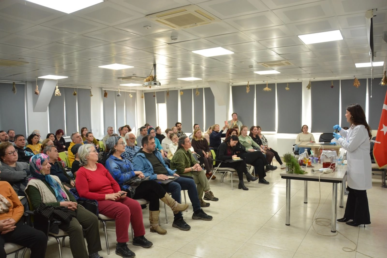 Balıkesir’de BAÇEM’in “Ayın Atölyesi” ilgi odağı oldu