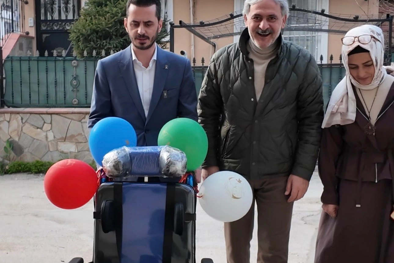 Bursa Osmangazi’de AK Parti’den sosyal katkı seferberliği