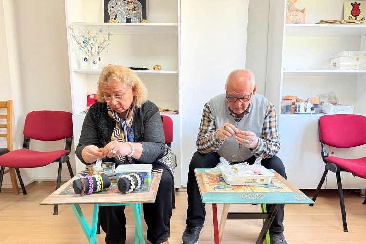 Gaziantep’te sınıf arkadaşı ulu çınarlar dünyaevine girdi