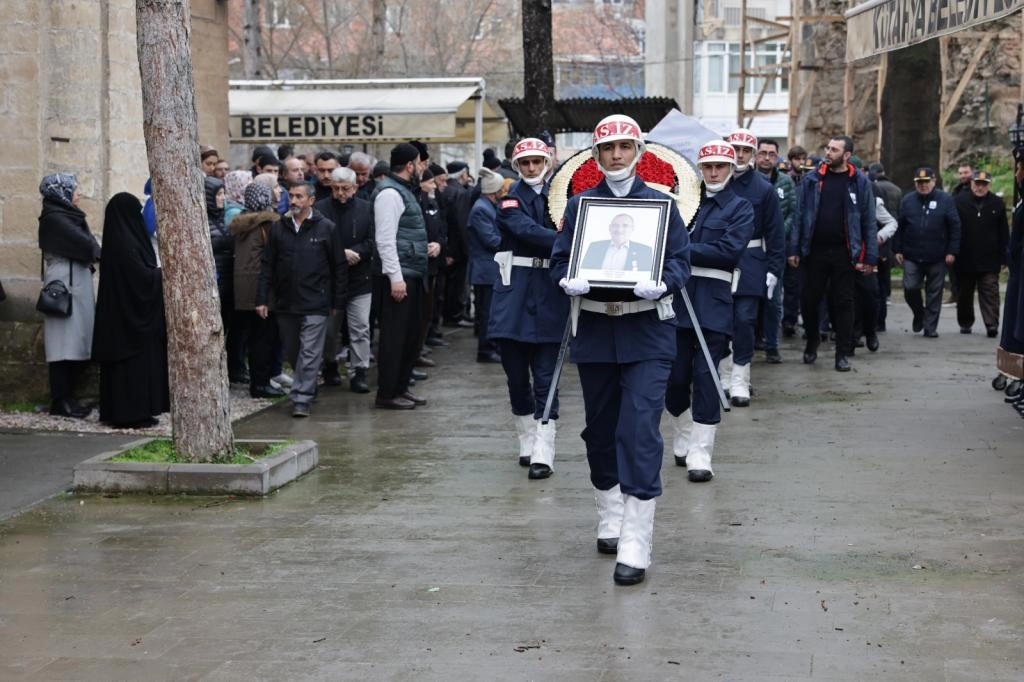 Kıbrıs Gazisi Ahmet Memiş yakın zamanda yolculuğuna uğurlandı