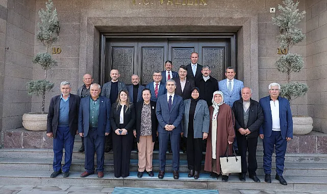 Afyon Muhtarları Dayanışma Derneği’nden Vali Naci Aktaş’a Anlamlı Ziyaret