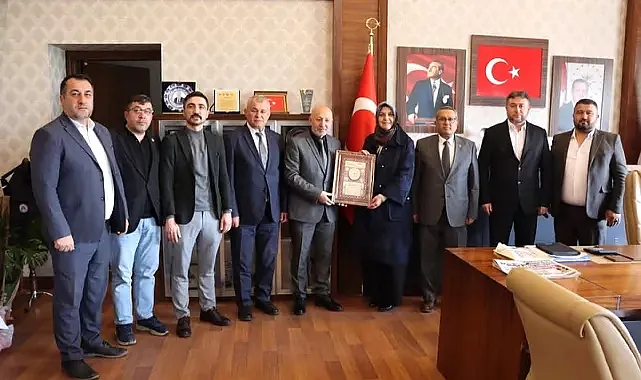 Afyon’da öne çıkan ziyaret: İhsaniye heyeti Siper’le bir araya geldi