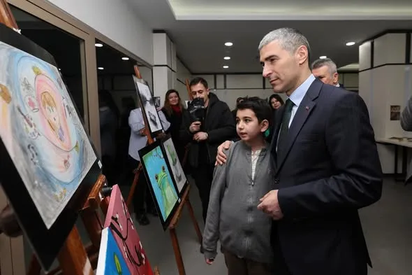 Afyonkarahisar Valisi Kütüphaneler Haftası’nda Ödül Takdim Etti