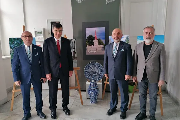 Başkan Kahveci, Kütahya Sergisi’ni bir araya geldi