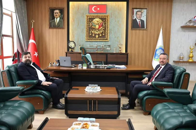 Başmakçı Başkanı Sandıklı’da: İki Belediye Arasında Protokol Ziyareti