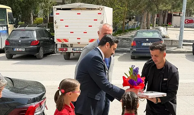 Bayat’ta 23 Nisan’da Kaymakamlık Makamı Çocuklara Devredildi