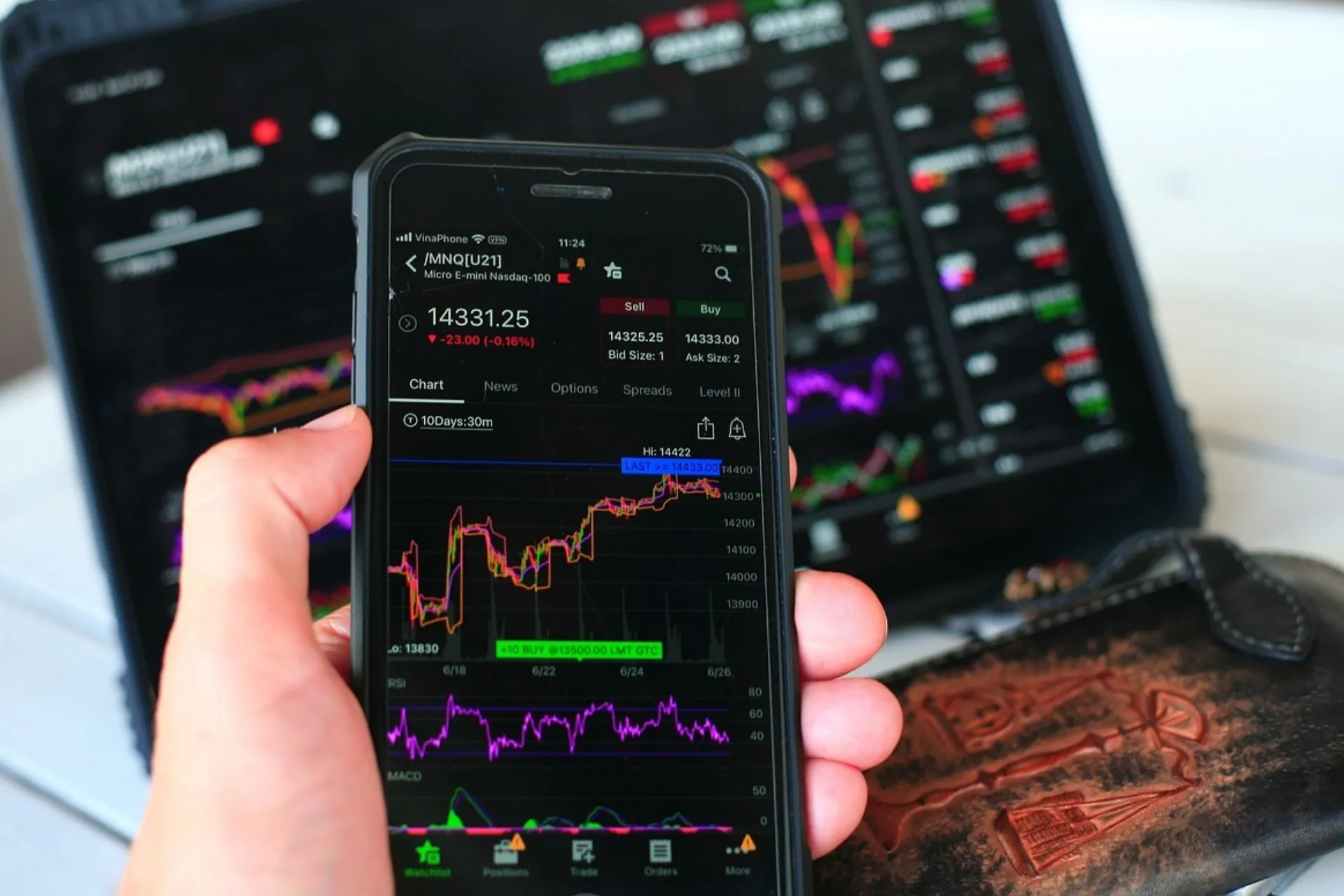 BIST 30 yükseldi, bankalarda satış baskısı görüldü