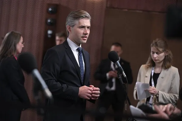 Budrys: Belarus Üniversitesi’nin aşırılıkçı ilan edilmesi akıl almaz