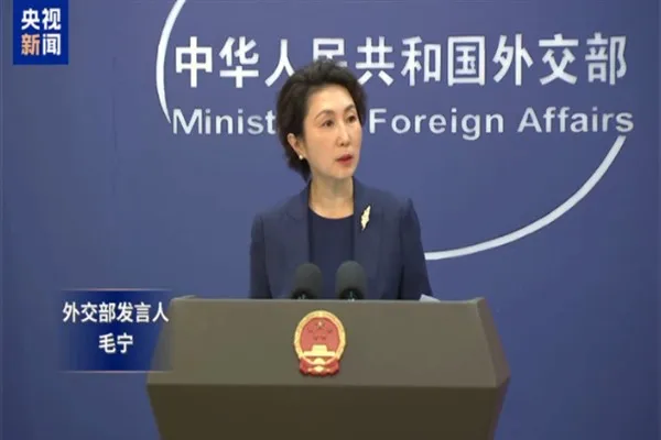 Çin, Afganistan ve Pakistan’dan Urumçi’de üçlü doruk