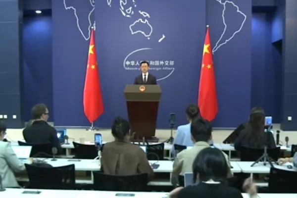 Çin: Rusya ile çeşitli alanlarda pratik ortaklıkmiz sürüyor