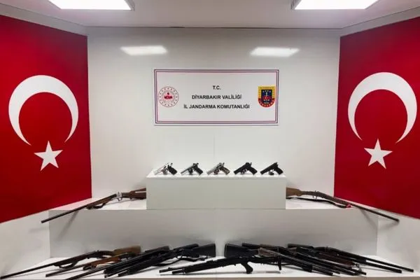 Diyarbakır’da ruhsatsız silah operasyonu