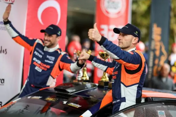   Evofone Kurucusu Uğur Soylu’dan sezon açılışında çifte başarı