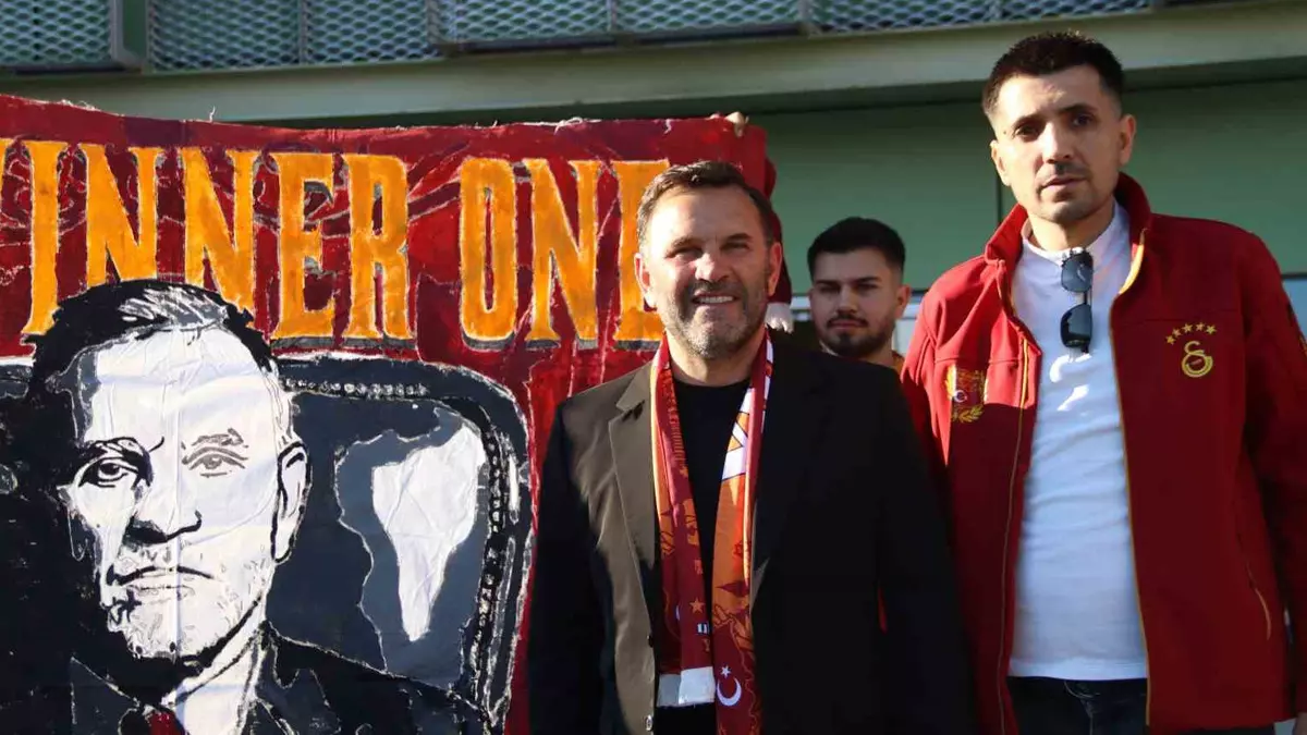Galatasaray İzmir’de Coşkuyla Karşılandı | Kamp Kadrosu