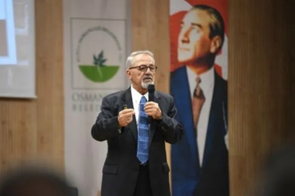 Görür: Deprem dirençli kent için tüm bileşenlerin güçlendirilmesi gerekiyor