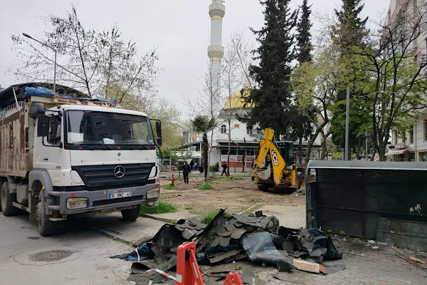 İhsaniye Merkez Camii çevre düzenleme çalışmaları artık hayata geçiyor