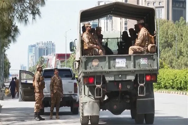 İslamabad’da güvenlik tedbirleri artırıldı