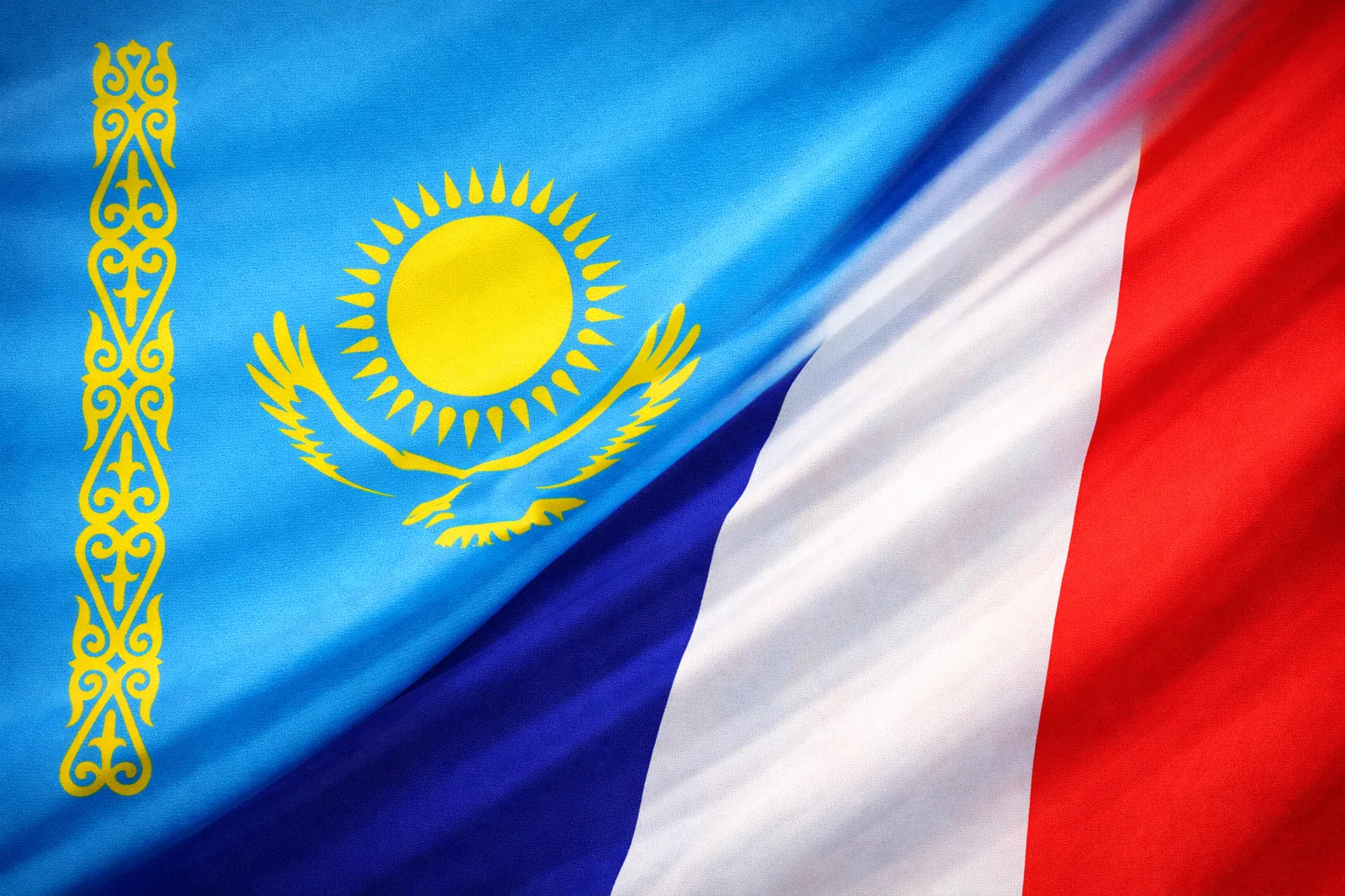 İssetov, Fransız Senatosu heyeti ile temas kurdu