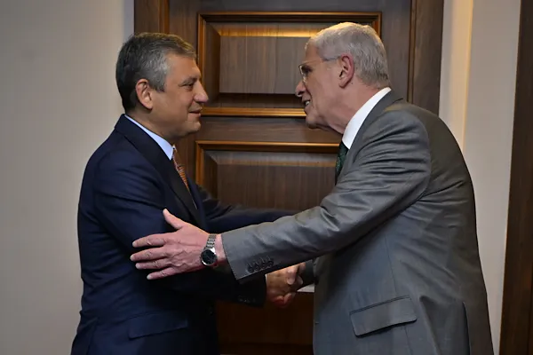 İYİ Parti ve CHP Genel Başkanları temas kurdu