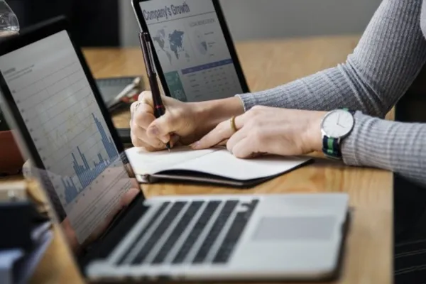 Jeopolitik gerilim ve enerji bunalımi piyasalarda işlevsel oluyor