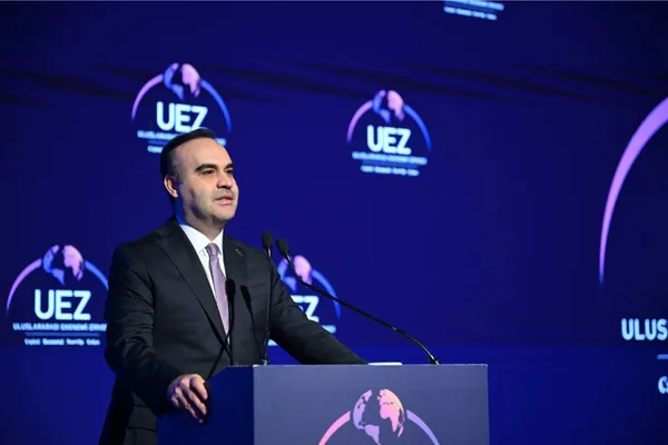 Kacır: Türkiye uluslararası ticarette yükselen ihracatçı ülkelerden biri