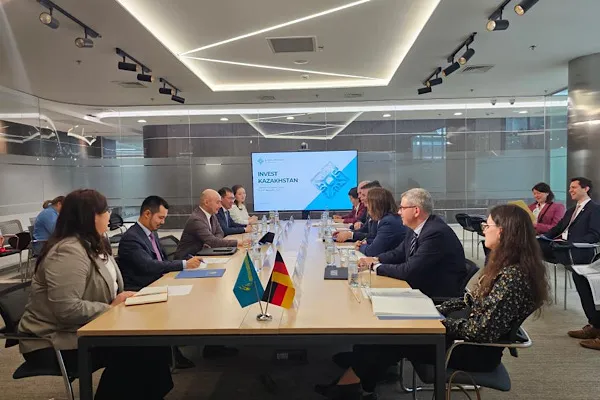 Kazakistan Dışişleri Bakan Yardımcısı Kuantyrov, Beiswenger ile temas kurdu