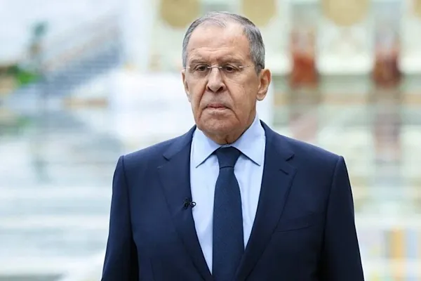 Lavrov, İranlı mevkidaşı Arakçi ile telefonda temas kurdu