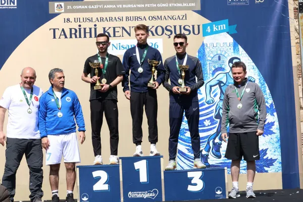 Osmangazi’de Tarihi Kent Koşusu hayata geçirildi