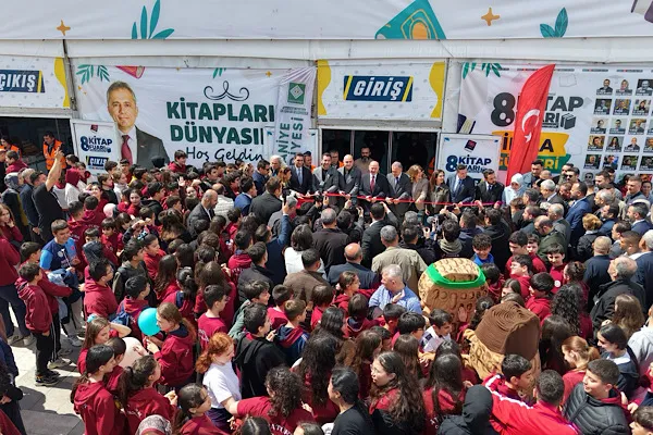 Osmaniye Kitap Fuarı, ilk 3 günde 30 bin ziyaretçiyi ağırladı