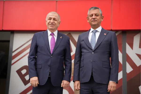 Özdağ: Bir an evvel ara seçimi katkıliyoruz