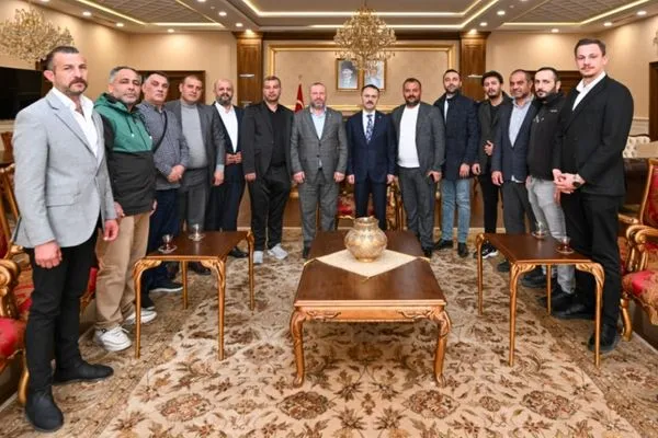 Roman Dernekleri temsilcilerinden Vali Aktaş’a ziyaret