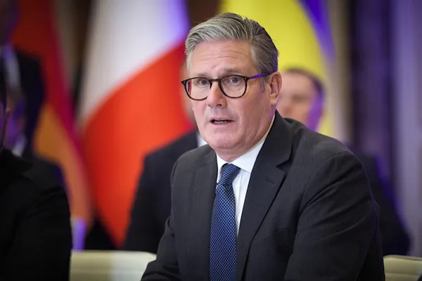 Starmer: Tam 28 yıl önce İyi Cuma Anlaşması için imzalar atıldı