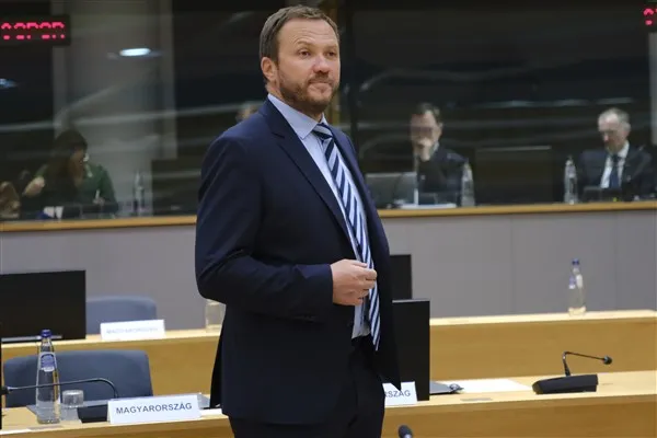 Tsahkna: Rusya’nın saldırıları için özel mahkeme kurulmalı