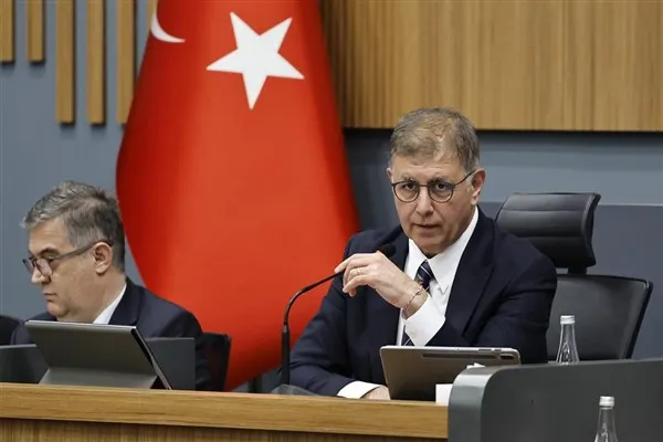 Tugay’dan mecliste yatırım ve kredi duyurusı