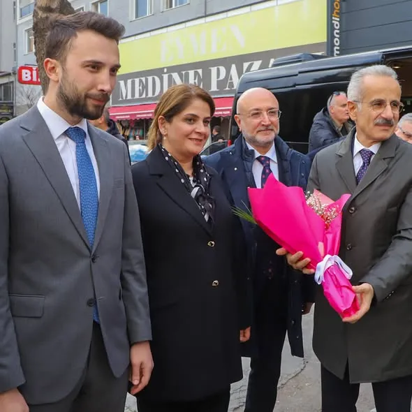 Ulaştırma Bakanı Uraloğlu Afyonkarahisar’da Basın Mensuplarıyla Bir araya geldi