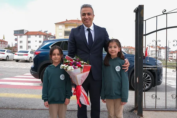 Vali Çiçek’ten Şehit Durmuş Ali Uzun İlkokulu’na ziyaret