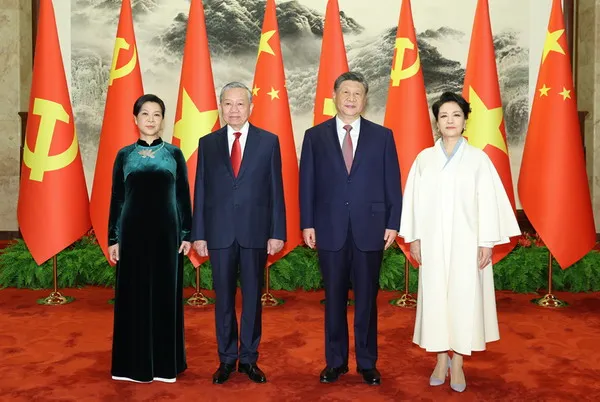 Xi, Vietnamlı mevkidaşı To Lam ile temas kurdu